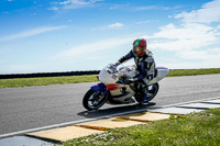 anglesey-no-limits-trackday;anglesey-photographs;anglesey-trackday-photographs;enduro-digital-images;event-digital-images;eventdigitalimages;no-limits-trackdays;peter-wileman-photography;racing-digital-images;trac-mon;trackday-digital-images;trackday-photos;ty-croes